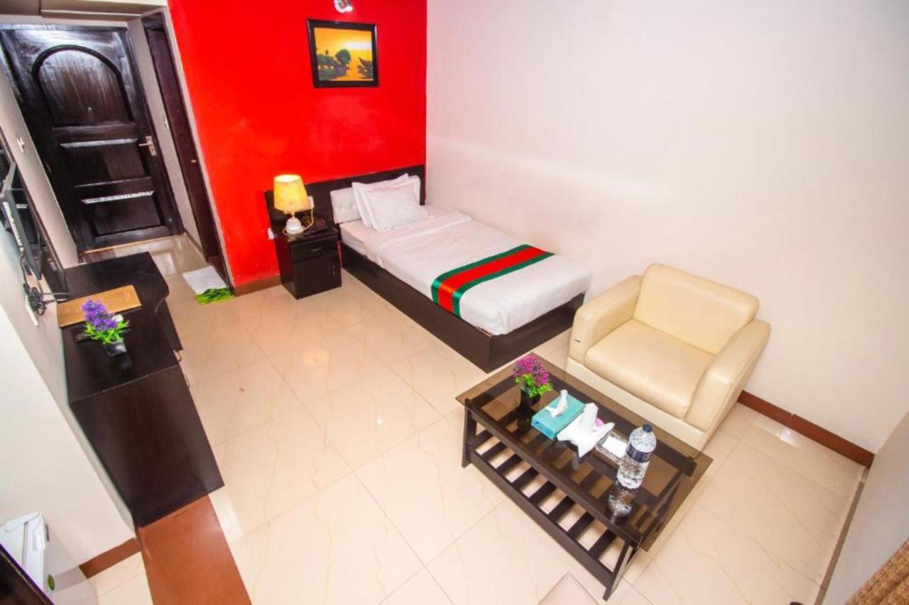 Central Inn Dhaka Exterior photo