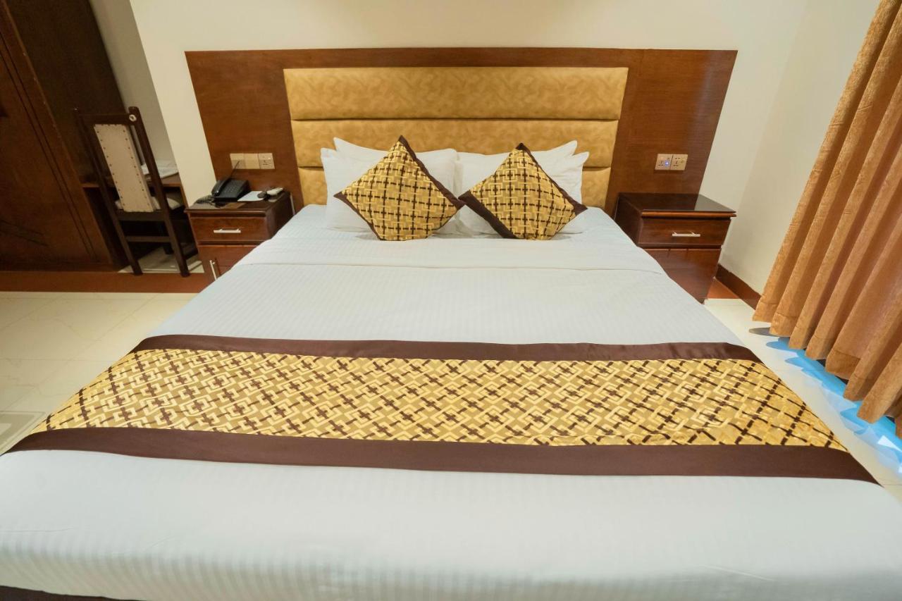 Central Inn Dhaka Exterior photo